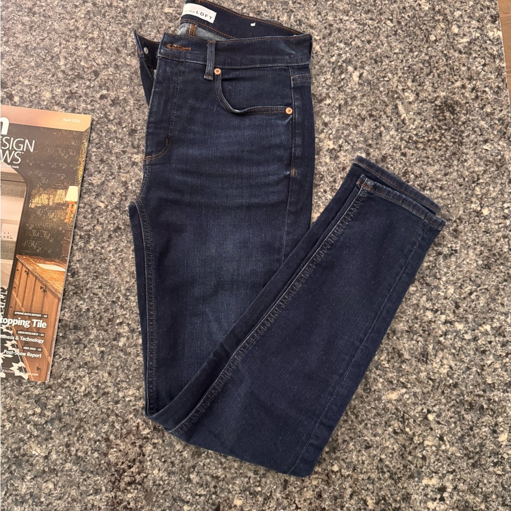 Women's Dark Blue Jeans